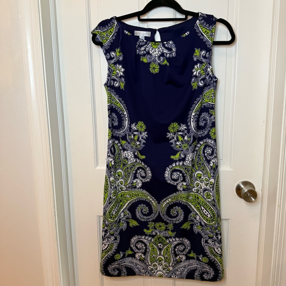 London Times Women’s 8 Sleeveless Sheath Dress Navy Blue Green Paisley Floral